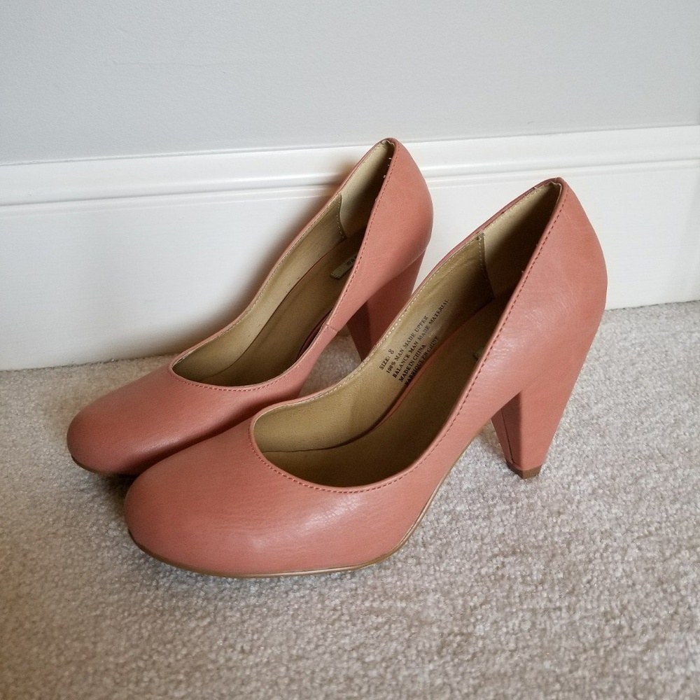 urban outfitters pale rose heels
